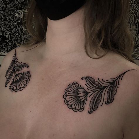 Chest Tattoo Flowers, Traditional Back Tattoo, Collar Tattoo, Art Deco Tattoo, Earth Tattoo, Traditional Tattoo Flowers, Back Of Arm Tattoo, Flower Tattoo Shoulder, Ornamental Tattoo