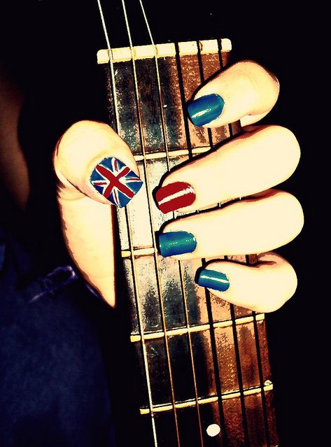 i kind of love this Kay Core, Flag Nails, Rule Britannia, God Save The Queen, British Invasion, Save The Queen, London Calling, Def Leppard, Artificial Nails