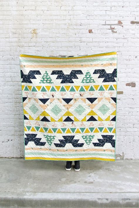 Southwestern Quilts, Native American Quilt, Southwest Quilts, Contemporary Quilts, Modern Quilt Patterns, Weekend Warrior, Quilt Kit, Quilting Crafts, Quilt Patterns Free