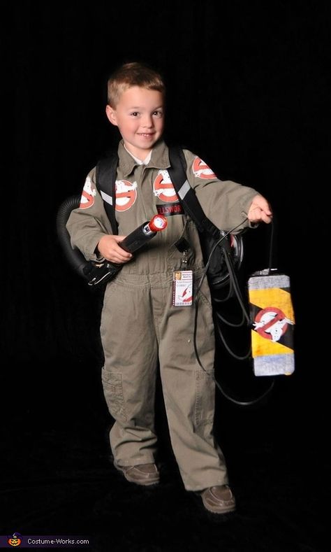 Ghostbusters Costume - Halloween Costume Contest via @costume_works Homemade Costumes For Boys, Ghostbuster Birthday, Unique Diy Costumes, Halloween Costume Unique, Toothless Costume, Costumes For Boys, I Know What I Want, Ghostbusters Party