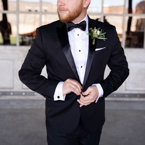 LOOK how high-end these cufflinks and studs look paired with this tux!!! They came from AMAZON and helped us save tons of money while not changing the luxury feel we were going for! Tons Of Money, French Cuff Shirts, French Cuff, Gold Cufflinks, Black Onyx, Wedding Anniversary, Onyx, Cufflinks, Special Occasion