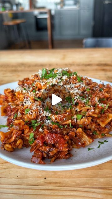 45K likes, 228 comments - ellysplate on May 1, 2024: "A rich tofu ragu is my weeknight winner whatever the weather 🏆 we’re backkkk with episode 2 of pure plants 🌱🌱 & if you haven’t tried...". Tofu Ragu, Tofu Meat, Shredded Tofu, Vegan Protein Recipes, Tofu Recipes Vegan, Celery Sticks, Vegan Tofu, Firm Tofu, Heart Healthy Diet