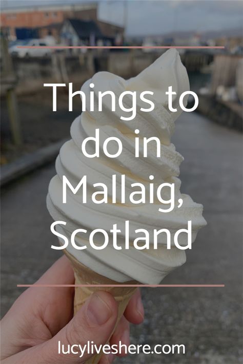 What can you do in Mallaig in less than two hours? If you're planning a trip on the Jacobite steam train or are visiting the Scottish Highlands, make sure you read my travel guide to Mallaig on what to see, do, and eat in the Scottish port town! #Scotland #Mallaig #Jacobitesteamtrain #ScottishHighlands Mallaig Scotland, Jacobite Steam Train, Glenfinnan Viaduct, Scotland Aesthetic, Port Town, Escaping Reality, West Coast Scotland, Scotland Trip, Whiskey Bar