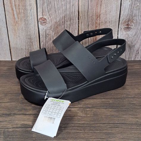 Crocs Brooklyn Low Wedge Literide Women's Size 10 Black (Nwt) Slingback W/Snap Size: Womens 10 Condition: New With Tags Bew With Tag Tried On Never Worn Pizza Shoes, Crocs Brooklyn Low Wedge, Crocs Brooklyn, Disney Crocs, Yellow Crocs, Shoes Crocs, Crocs Black, T Strap Shoes, Low Wedges