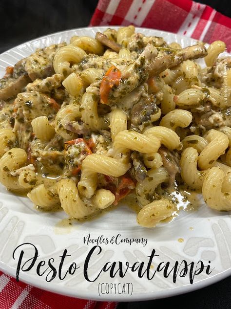 Chicken Pesto Cavatappi, Copycat Noodles And Company Recipes, Pesto Cavatappi Recipe, Pesto Cavatappi, Cavatappi Pasta, Deceptively Delicious, Noodles And Company, Food Motivation, Noodle Dish