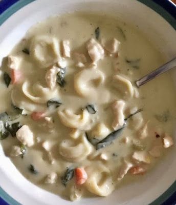 Soup With Alfredo Sauce, Chicken Alfredo Soup, Alfredo Soup, Soup With Tortellini, Creamy Chicken Alfredo, Spinach Tortellini Soup, Spinach Alfredo, Good Soup, Italian Soup