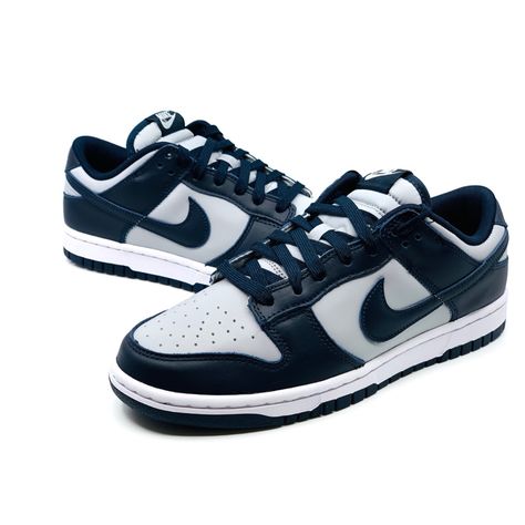 Navy Blue Nike Dunks, Men’s Nike Shoes, Mens Dunks, Nike Dunk Low Georgetown, Bb Shoes, Nike Shoes Blue, Pretty Sneakers, Shoes For School, Back To School Shoes