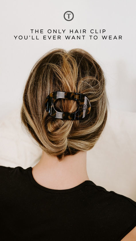 ⭐ Flat Hair Clips are now available in Tortoise Shell and Blonde! ⭐ Shop the ultimate cozy hair hack that you can use whether you’re lying down or working out! Small Tortoise, Beige Hair, Tortoise Hair, Flat Hair, Small Flat, Hair Game, How To Do Yoga, Me Time, Say Goodbye