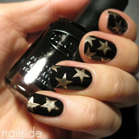 25 Crazy Summer Nail Design Ideas  Free Nail Technician Information   www.nailtechsucce...  Nail Art Supplies  www.bornprettysto... Nailart Glitter, Black Gold Nails, Star Nail Art, Galaxy Nails, Black Nail Polish, Her Nails, Black Night, Nail Idea, Cat Eye Nails