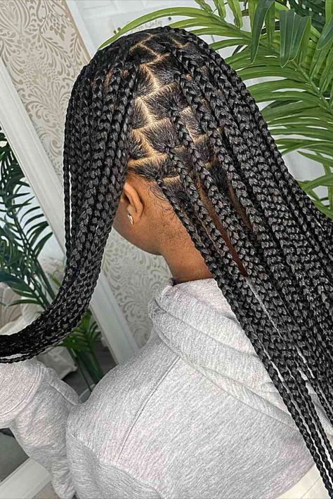 Long and Black Medium-Sized Knotless Braids with Sleek Baby Hairs Knotless Braid Styles, Knotless Braids With Beads, Black And Blonde Ombre, Side Swept Braid, Box Braids Bob, Medium Knotless, Knotless Braid, Thick Natural Hair, Subtle Blonde Highlights