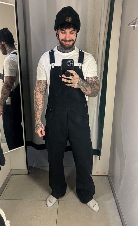 Dungarees Outfit Men, Men Overalls Outfits, Overalls Outfit Winter, Dungarees Outfit, Men In Overalls, Dungaree Outfit, Overalls Outfits, Men's Dungarees, Reputation Era