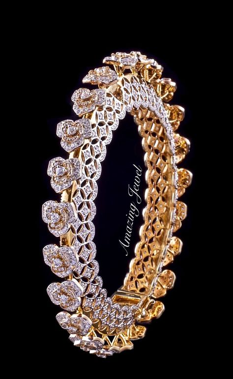 Diamond Bengals, Diamond Bangles, Diamond Bracelet Design, Gold Necklace Indian Bridal Jewelry, Bridal Jewelry Collection, Bangles Jewelry Designs, Bridal Bangles, Diamond Jewelry Designs, Gold Bangles Design