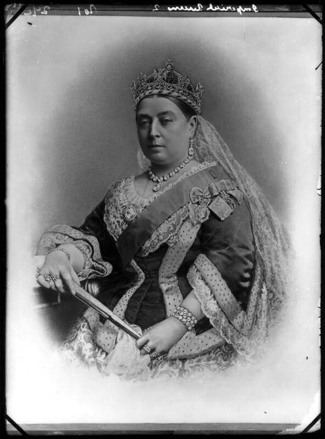 Victoria Queen Of England, Queen Victoria Family, Queen Victoria Prince Albert, Victorian Photography, Victoria Reign, Royal Family England, National Portrait Gallery, Prince Albert, Princess Victoria