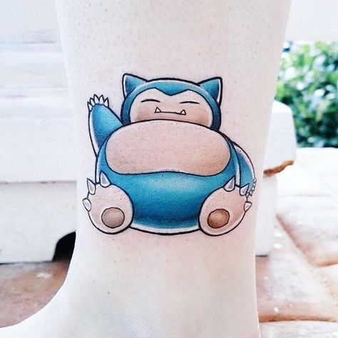 Snorlax Tattoo, Pokemon Sleeves, Apocalypse Tattoo, Pokemon Painting, Pokemon Snorlax, Food Tattoos, Nerd Tattoo, Pokemon Sketch, Geek Tattoo