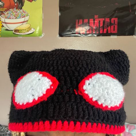 Miles Morales Crochet Beanie, Miles Morales Beanie, Meows Morales, Spiderman Beanie, Crochet Beanie Pattern Free, Crochet Cat Hat, Spider Crafts, Crochet Symbols, Cat Beanie