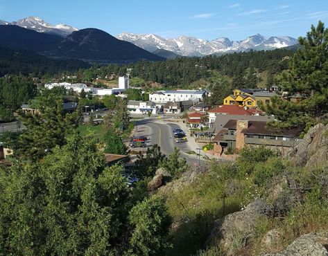 Downtown Estes Park - 2022 All You Need to Know BEFORE You Go (with Photos) - Tripadvisor Estes Park Resort, Explore Colorado, Estes Park Colorado, Puntarenas, River Lodge, Grand Lake, Pet Friendly Hotels, Scenic Byway, Colorado Travel