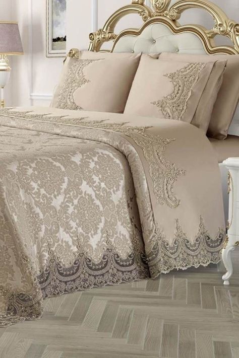 Bed Sheets Design, Beautiful Bed Designs, Lace Bedding Set, Beautiful Bedding Sets, Bed Cover Design, Designer Bed Sheets, Beautiful Bed, Bed Design Modern, Luxury Bedding Sets