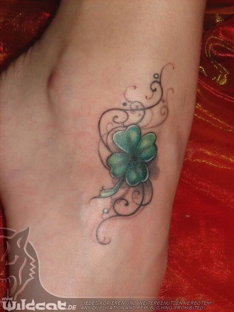 Celtic Tattoo For Women Irish, Irish Flower Tattoo, Celtic Clover Tattoos, Celtic Tattoo For Women, Clover Tattoo, Shamrock Tattoos, Irish Tattoos, Clover Tattoos, 4 Tattoo