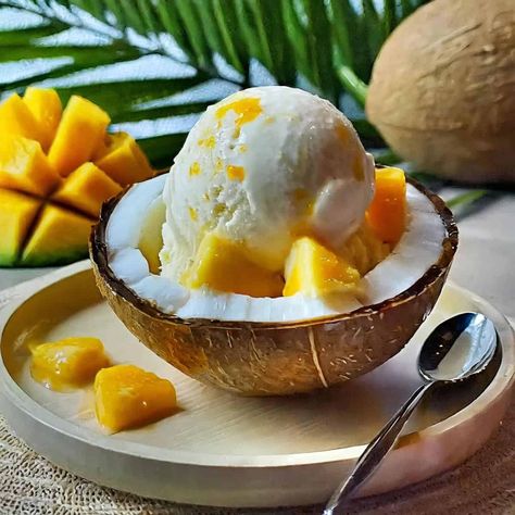 Coconut Mango Ice Cream Sticky Rice Ice Cream, Mango Coconut Ice Cream, Mango Sticky Rice Ice Cream, Thailand Ice Cream, Sticky Rice Thai, Mango Thai, Homemade Coconut Ice Cream, Coconut Cream Recipes, Coconut Milk Ice Cream