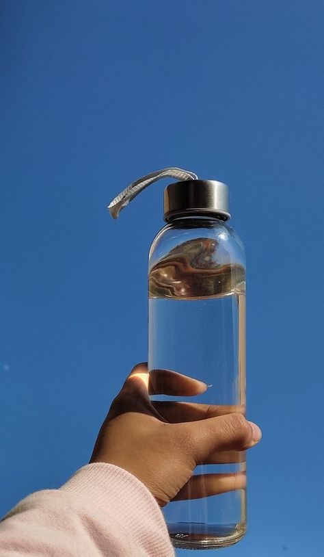 Drink Water Motivation, Water Bottle Aesthetic, Bottle Aesthetic, Clear Water Bottle, Cute Stationary School Supplies, Hydrogen Water, Stationary School, Cute Stationary, Clear Water