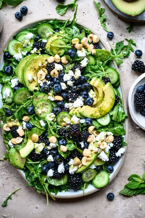 Arugula Salad, Healthy Salad Recipes, Healthy Salads, Arugula, Summer Salads, Delicious Salads, Blueberries, Healthy Dinner Recipes, Farmers Market