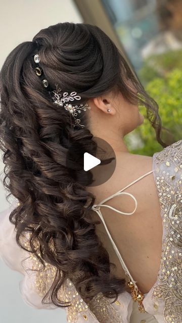 Hairstyle Front View, Front Hairstyles For Open Hair, Hairstyle For Beginners, Open Hairstyle, Open Hair, Open Hairstyles, Trending Songs, Bridal Makeup Artist, In Frame