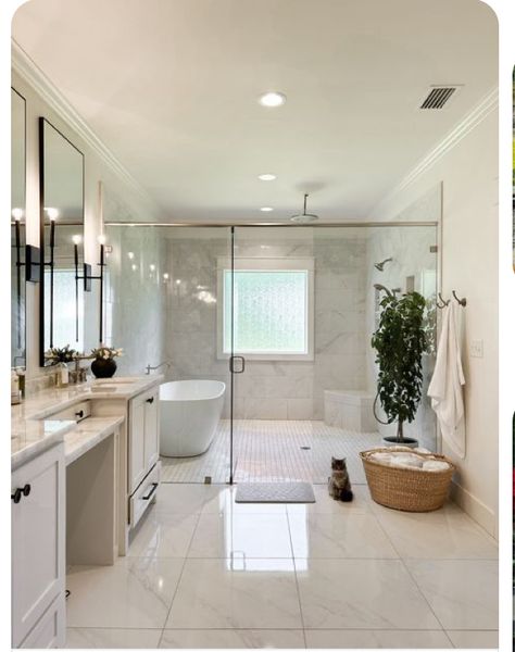 Free Standing Tub Master Bath, Luxury Washroom Design Master Bath, New House Bathroom, Full Bathroom Remodel, Cabin Bathrooms, Primary Suite, Bathroom Redesign, Master Bath Remodel, Bathroom Remodel Designs