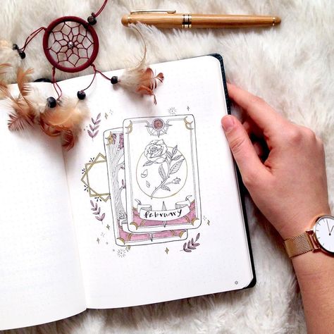 🇬🇧Time for a change! What better theme than Tarot for February? This month will be filled with roses and magical things!✨ 🇮🇹Tempo di cambiare! Quale tema migliore per Febbraio se non i Tarocchi? Questo mese sarà pieno di rose e cose magiche! * * * * #bulletjournal #bujo #bujodaily #plannercommunity #bulletjournallove #bujobeauties #sleepybujo #bulletjournalitalia #stationery #dingbats #bujoinspire #planneraddict #bulletjournaljunkie  #bulletjournaling #calligraphy #bujojunkie #bujocommunity Bullet Journal 2020, Magical Things, Bullet Journal Aesthetic, Bullet Journal Notebook, Diary Ideas, Bullet Journal Themes, Bullet Journal Art, Journal Themes, Journal Aesthetic