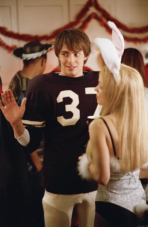 Fantasia Regina George, Aaron Samuels Mean Girls, Movie Character Couple Costumes, Regina George Halloween Costume, Regina George Halloween, 2000s Couples, Movie Couples Costumes, Celebrity Couple Costumes, Aaron Samuels