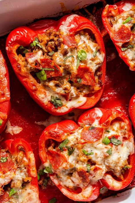 Give your stuffed peppers a pizza-style upgrade. This easy pizza stuffed peppers recipe is a family favorite, and it’s easy to make and prep ahead of time. Pizza Stuffed Peppers, Healthy Eating Guide, Easy Stuffed Peppers, Stuffed Peppers Recipe, Pizza Style, Pinwheel Recipes, Craving Pizza, Pizza Flavors, Finger Foods Easy