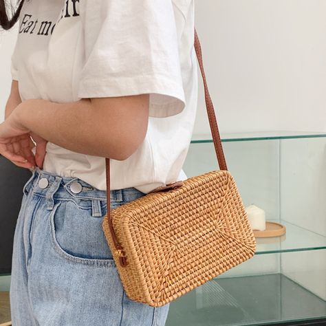 Square Round Mulit Style Straw Bag Handbags Women Summer Rattan Bag Handmade Woven Beach Circle Large Beach Bags, Bohemian Bags, Straw Basket, Wicker Bags, Rattan Bag, Bag Summer, Straw Bags, Handbags Women, Round Bag