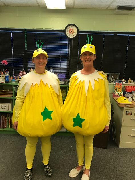 Sneetches costumes DIY Dr. Seuss  birthday Sneetches Costume, Doctor Seuss Costumes, Dr Seuss Week Dress Up Teachers, Easy Dr Seuss Costumes Diy, Dress Like Dr Seuss Character Easy, Dr Seuss Character Costumes, Dr Seuss Character Costumes Diy Teacher, Dress Like Dr Seuss Character, Sneeches Dr Seuss Costume