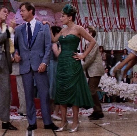 Marty From Grease, Underrated Outfits, Marty Grease, Marty Maraschino, Movie Dresses, Grease Outfits, Grease Party, Character Chart, Grease 1978