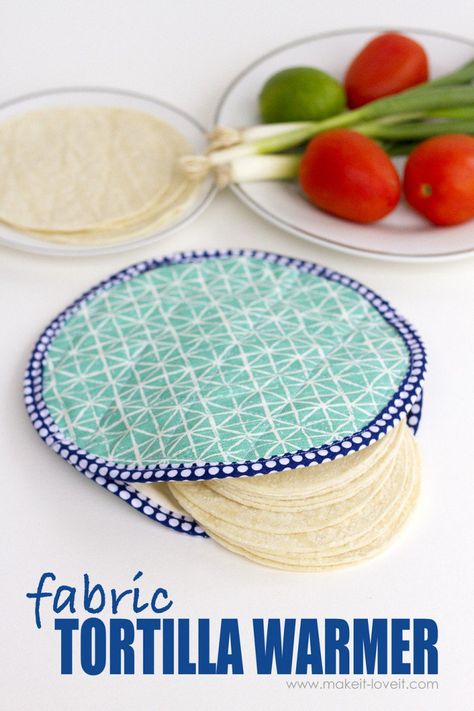 Tortilla Warmer, Sewing To Sell, Costura Diy, Beginner Sewing, Sell Diy, Beginner Sewing Projects Easy, Leftover Fabric, Crafts To Make And Sell, Sewing Projects For Beginners