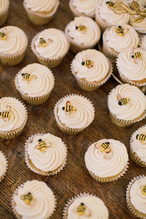 Custom Neutral Wedding Cupcakes with Bumblebees | Bumble Wedding| Photo by Amanda Castle Photography | #weddingcupcakes #weddingdesserts #cupcakeswithbumblebees What Will It Bee Dessert Table, 1st Bee Day Cupcakes, First Beeday Party Food, First Bee Day Party Cupcakes, What Will It Bee Gender Reveal Cupcakes, Bride To Bee Cupcakes, Bee Themed Cupcakes Shower Ideas, First Bee Day Cupcakes, Bumble Bee Cupcakes Ideas