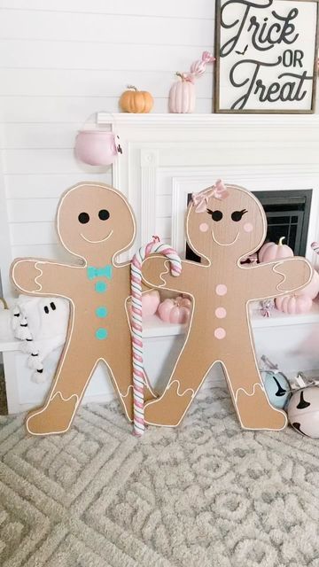 Trish 💕 Beautiful Lifestyle Blogger on Instagram: "Do you like Giant oversized Christmas decor???? DIY Giant Gingerbread boy & girl!!! Comment “Gingerbread man” for the links I used! I thought it would be fun to create a giant Gingerbread boy & girl! What do you guys think??? I think they turned out pretty cute! And this paint color is perfect for Gingerbread men! You could get so creative with these guys! I can’t wait to decorate for Christmas 🎄 Tag me if you make some! I’d love to see yours!!! Christmas time is coming!!! . . #christmas #gingerbread #gingerbreadman #gingerbreadhouse #diychristmas #diy #diycrafts #diyprojects #diyhomedecor #christmasdiy #christmasdecor #christmasdecorations #christmastime #christmasmood #christmasvibes #christmasdecorating #holidayseason #holidays #tisth Giant Cardboard Gingerbread Man, Gingerbread Decorations For School, Gingerbread Decorating Party Ideas, Gingerbread Man Birthday Party, Gingerbread Classroom Door Ideas, Diy Giant Gingerbread Man, Giant Gingerbread House Diy, Life Size Gingerbread Man, Gingerbread Men Decorating Ideas