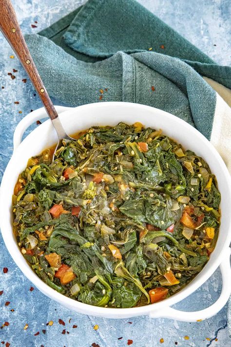 Callaloo Recipe Jamaican Callaloo Recipe, Side For Fish, Callaloo Recipe, Rice And Peas Jamaican, Growing Chili Peppers, Jamaican Rice, Jamaican Curry Chicken, Chili Pepper Recipes, Jamaican Jerk Seasoning