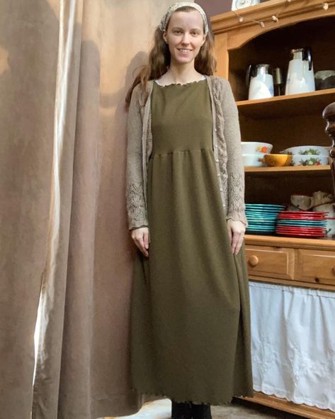 outfits (99) – Our Wood Home Farmgirl Outfits, Tzniut Fashion, Not Wanted, Outfit Photos, Modesty Outfits, Practice Outfits, Comfy Clothes, Wood Home, So Busy