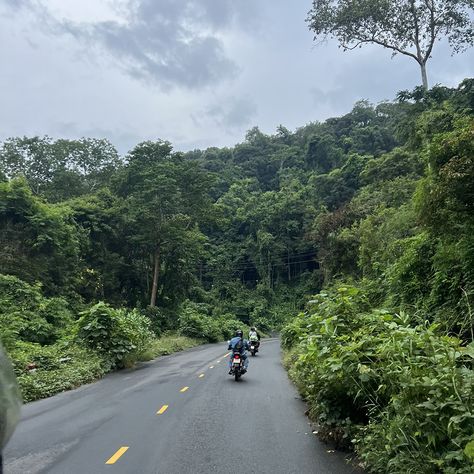 🏍 Embark on an exhilarating four-day ride from the lush mountains of Dalat to the sparkling shores of Mui Ne! Cruise along the legendary Ho Chi Minh Trail, winding through spectacular landscapes, dramatic mountain passes, and charming villages. 🌤 Each day offers something new: rugged peaks, tranquil lakes, and lush forests mixed with the vibrant cultures of local ethnic groups. Taste authentic regional flavors, connect with welcoming communities, and discover secret spots that make this jour... Lush Mountains, Ho Chi Minh Trail, Mountain Pass, Easy Rider, Ho Chi Minh, Lush, Vietnam, Forest, Lake