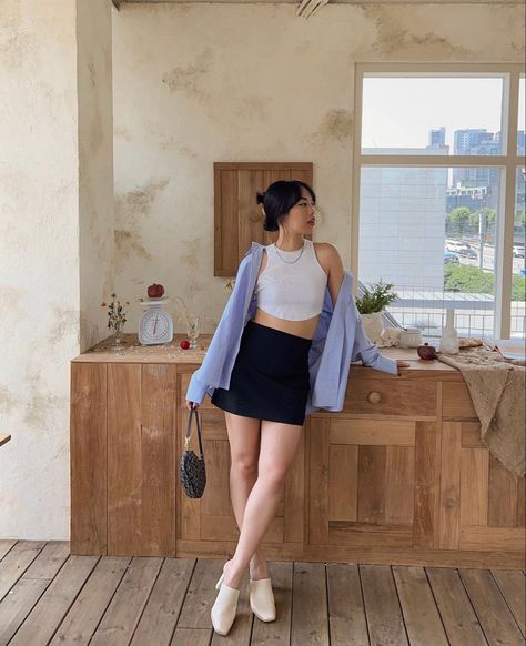 Cafe Outfit Ideas Summer Casual, Basic Beach Outfit, Korea Outfit Summer, Korean Outfits Summer, Cafe Dress, College Formal, Ootd Poses, Korean Summer Outfits, Beach Pic