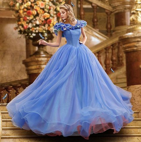 Light Blue Puffy Prom Dress, Cindrella Frock Design, Disney Princess Gowns, Princess Frocks, Puffy Prom Dresses, Designer Dresses Elegant, Birthday Princess Dress, Dresses Western, Long Frock Designs