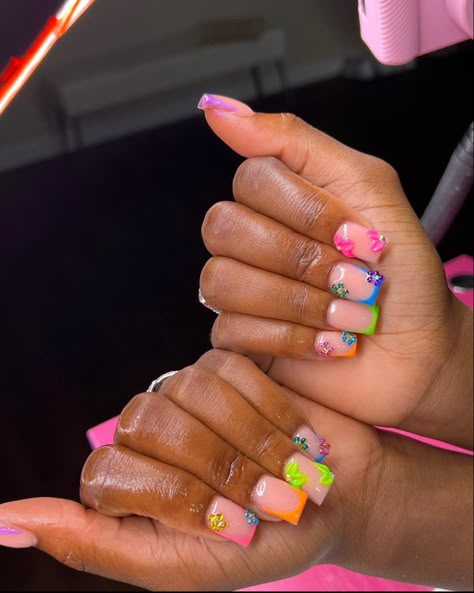 Summer Acrylic Nails Black Women, Spring Theme Nails, Summer Nails Black Women, Nail Ideas Colorful, Nail Designs March, Colorful Acrylic Nails, Nail Designs Easter, Nails Almond Spring, Gel Nails Black