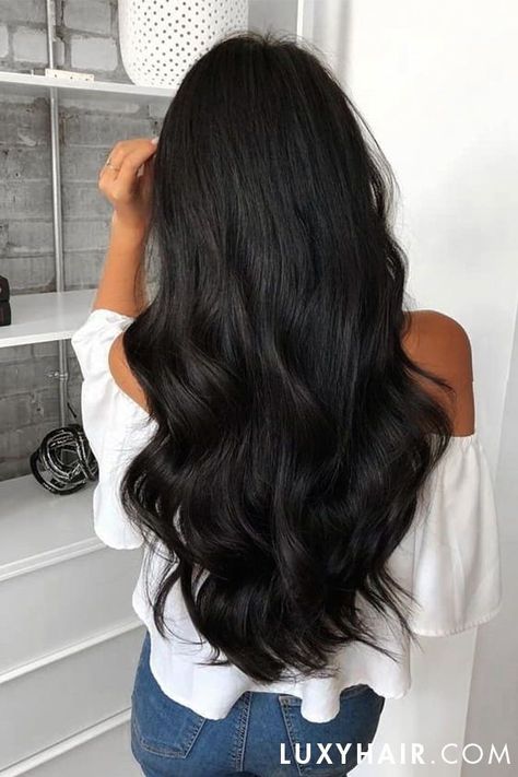 Black Hair Curls, Dark Brunette Hair, Kadeřnické Trendy, Vlasové Trendy, Long Dark Hair, Voluminous Curls, Long Black Hair, Hair Inspiration Color, Hair Color Dark