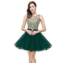 Gold Dama Dresses, Junior Homecoming Dresses, Homecoming Dresses For Teens, Short Green Dress, Gold Applique, Dama Dresses, Short Prom Dresses, Womens Prom Dresses, Prom Dresses For Teens