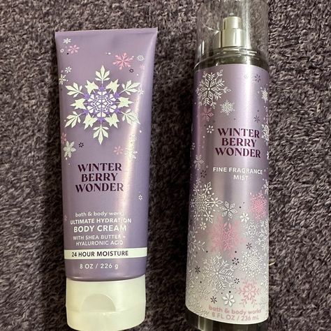 Winter berry Wonder.  Bath & Body.  Brand new Winter Candy Apple, Vintage Chanel Handbags, Winter Berry, Bath And Bodyworks, Japanese Cherry Blossom, Pink Suede, Body Mist, Vintage Chanel, Bath Body Works