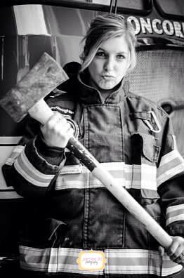 Firewoman Female Firefighter, Fire Department Photography, Firefighter Aesthetic, Women Firefighters, Firefighter Photography, Fire Woman, Artistic Portrait Photography, Mood Tracking, Girl Firefighter