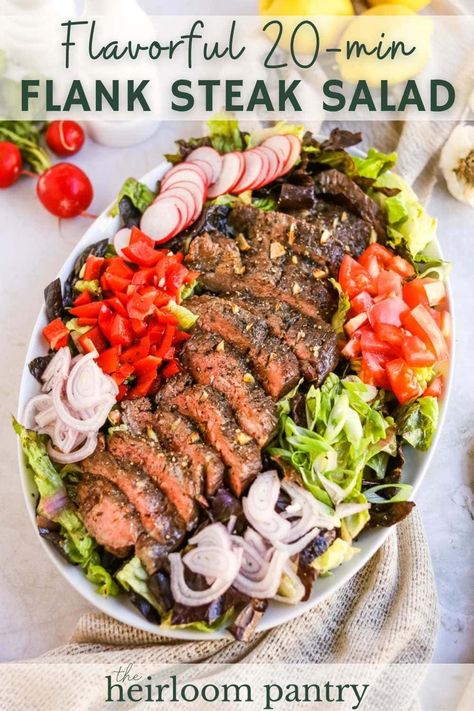 Flank Steak Salad, Steak Dinner Recipes, Ketogenic Recipes Dinner, Salad With Balsamic Dressing, Flat Iron Steak, Vegetable Medley, Hearty Salads, Steak Salad, Balsamic Dressing