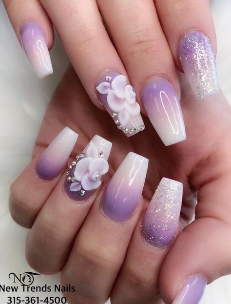 Purple Nail Designs Flower, Wedding Nails Light Purple, Wedding Nails With Purple Accent, Purple Nails Fancy, Wedding Nails Purple The Bride, Lavender Homecoming Nails, Purple Rose Nails, Purple Floral Nail Designs, Bridal Nails Purple