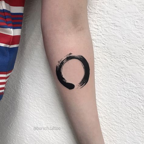 Enso Tattoo Woman, Enso Tattoo, Koi Tattoo, Black Tattoo, Black Tattoos, Infinity Tattoo, Arm Tattoo, Koi, Tatting