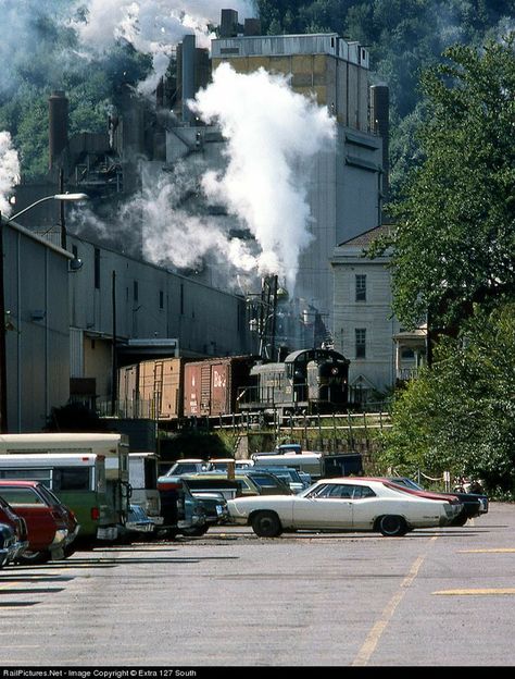 Urban Scenery, Urban Model, Western Maryland, Olympic Peninsula Washington, Vintage Railroad, Railroad Art, Railroad Pictures, Burlington Northern, Pennsylvania Railroad